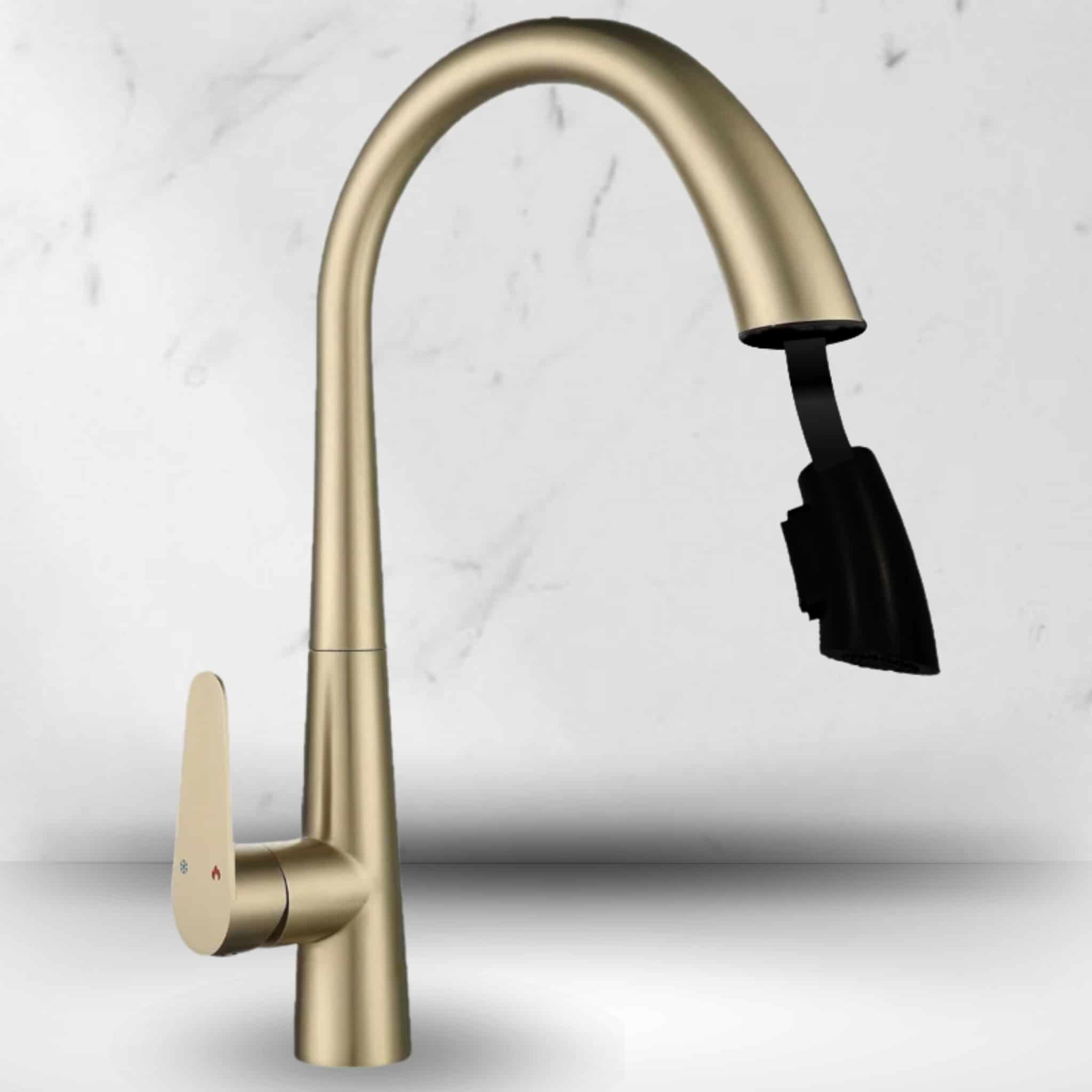 ברז נשלף ניצב לכיור מטבח פיה קשתית גבוהה גימור זהב – תמונה 3